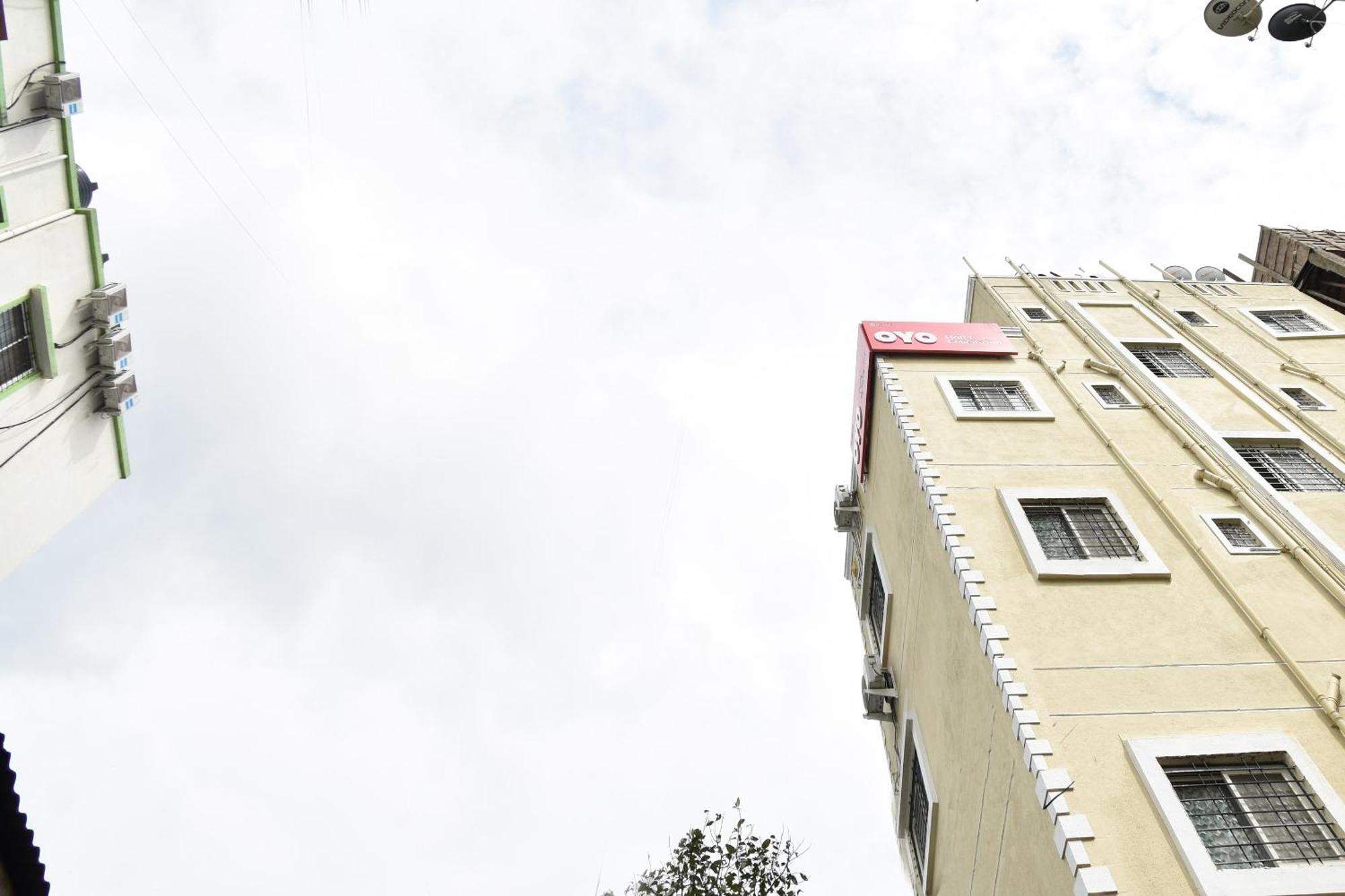 Hotel O Felicita Inn Near Seasons Mall Kharadi Eksteriør bilde